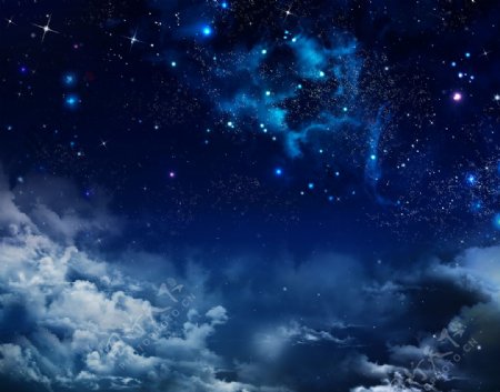 白云与繁星点点的夜空树