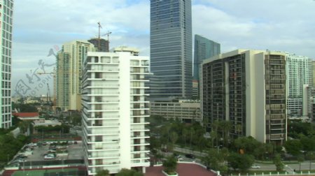 在迈阿密的3个股票视频旅馆和公寓建筑空中拍摄的
