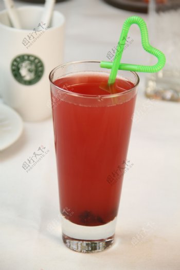 红茶红枣茶图片