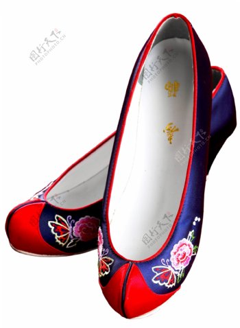 传统绣花鞋