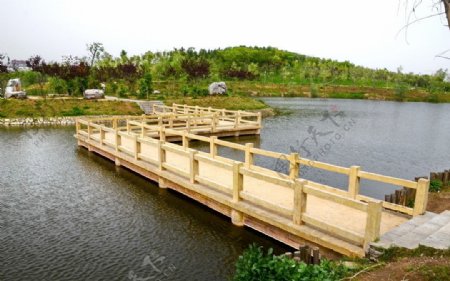 湍东湖桥图片