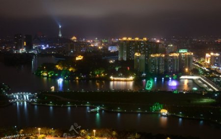 阳江市鸳鸯湖夜景图片