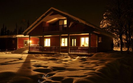 夜间雪景图片