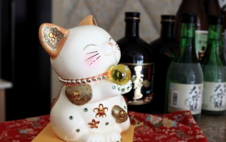 日式招财猫吉祥物摆件图片