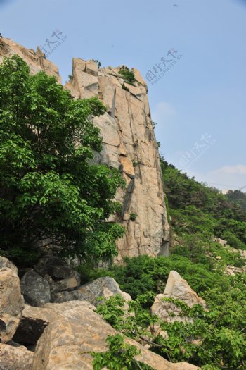 山景巨石图片