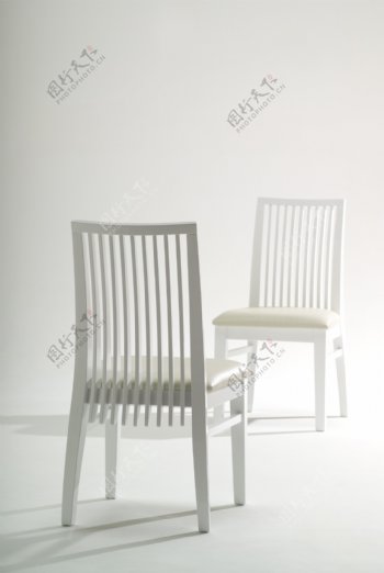 椅子白色靠椅图片