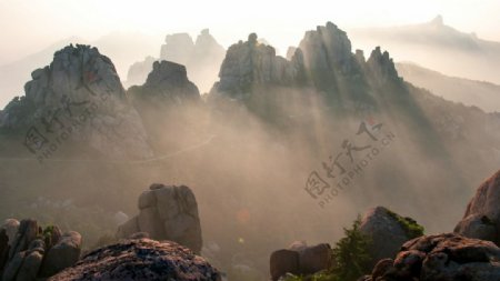 丹炉峰风景图片