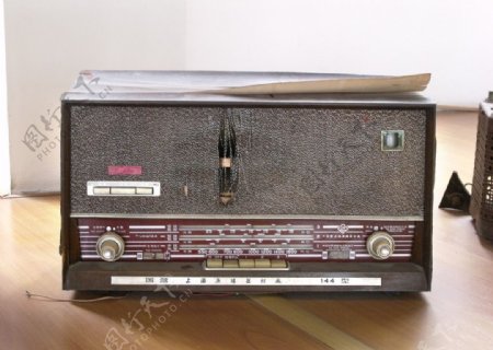 旧式收音机图片