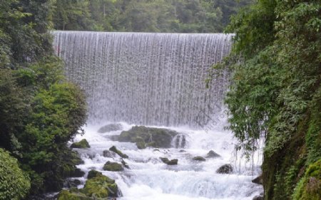 贵州小七孔瀑布图片