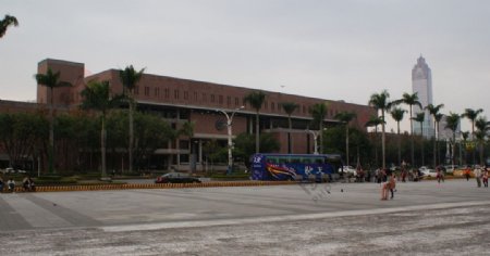 台湾自由广场建筑对面图片