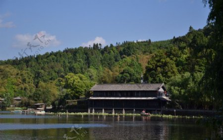 青山绿水图片