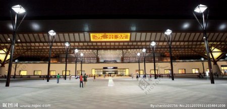 苏州火车站外景图片