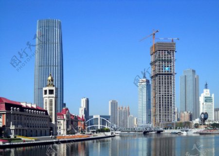 天津海河中心广场景观图片
