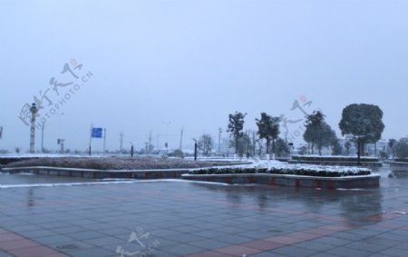 武宁万福广场雪景图片