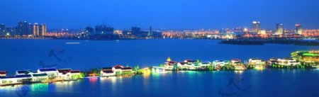苏州工业园区李公堤夜景图片