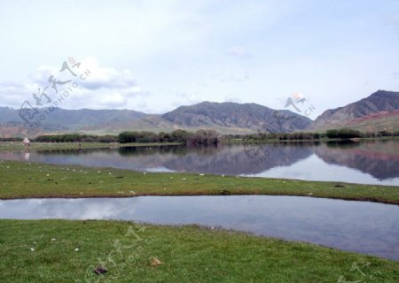 鸳鸯湖图片