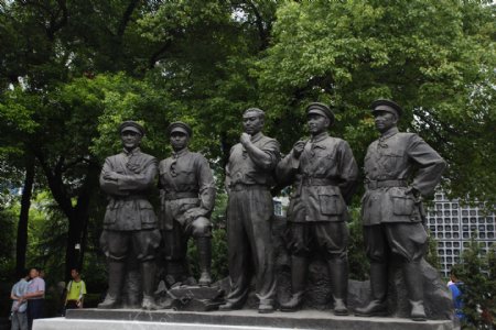 南昌起义雕塑图片