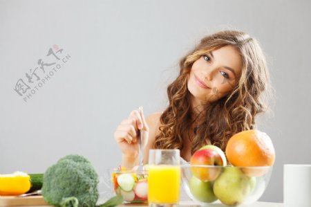 健康饮食美女图片