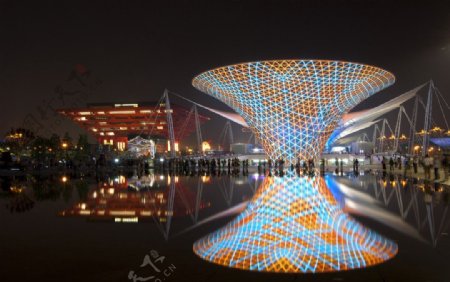 上海世博园阳光谷夜景图片