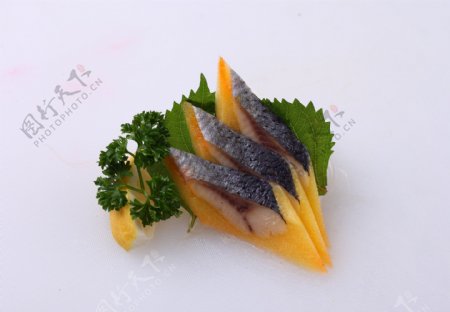 刺身黄希鲮鱼图片