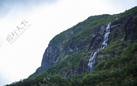 挪威峡湾瀑布图片