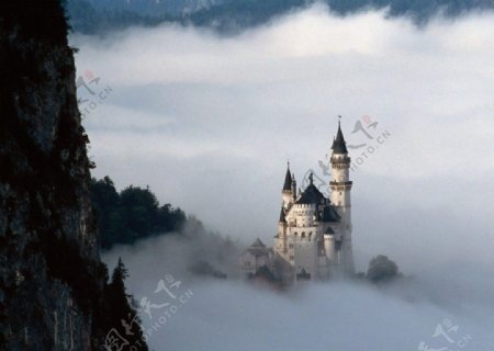 云中城堡仙境图片