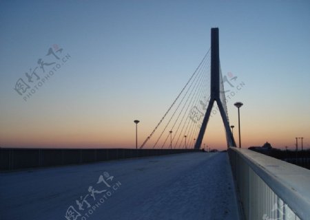 太阳岛大桥图片