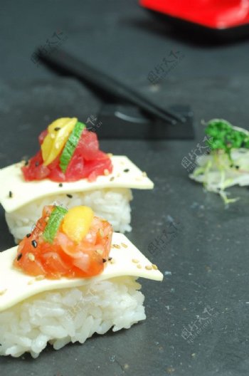 芝士寿司图片