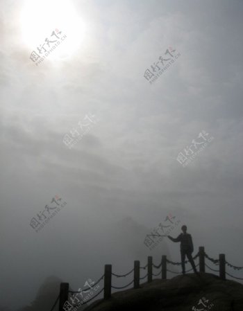 黃山雲霧图片