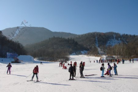亚布力滑雪场图片