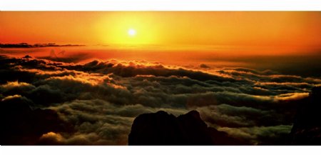 日出云海太行山图片