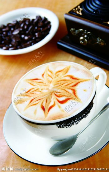 焦糖玛奇朵咖啡高清图图片