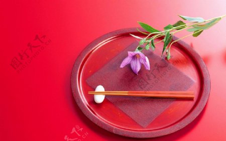 筷子红盘子图片