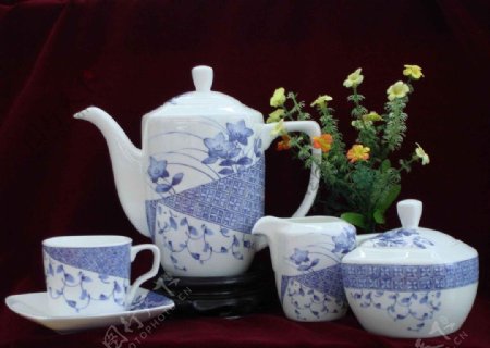 青花瓷茶具图片