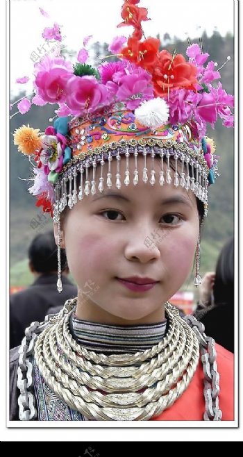 侗族姑娘图片