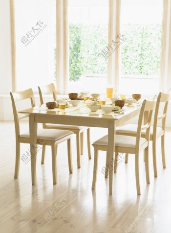 家庭餐桌0363