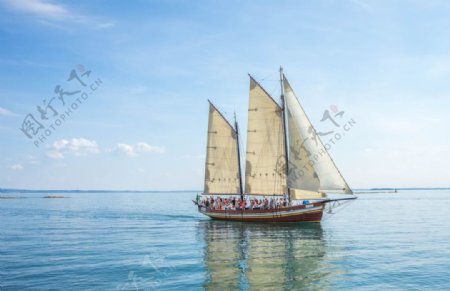 加尔达湖帆船