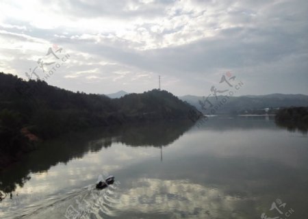白溪梅江河
