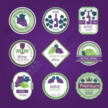 紫色细节的葡萄酒标签