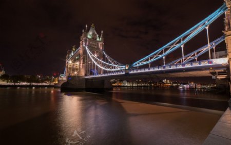 伦敦大桥夜景