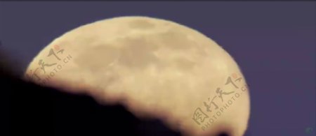 月亮升起特写高清实拍视频素材1