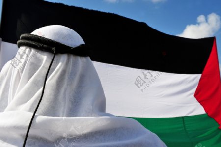 阿拉伯人与旗帜图片