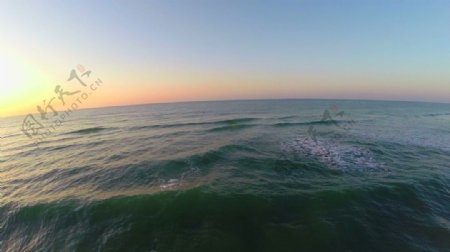 日出黄昏生机活力唯美大海水平面海浪翻滚海景风光高清视频实拍