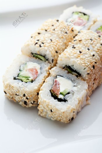 芝麻寿司美食图片