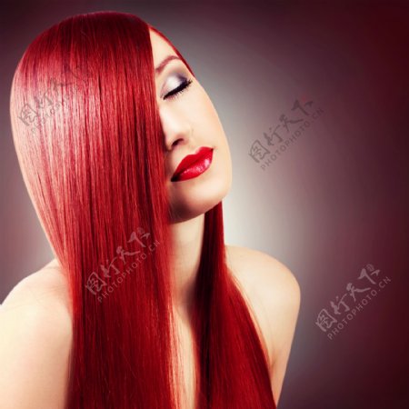 性感红发美女模特图片