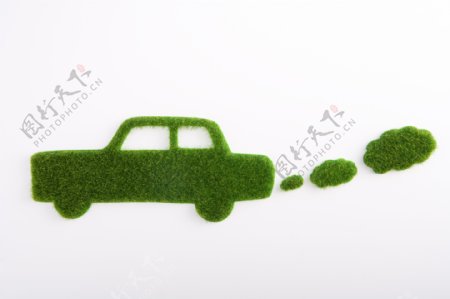 绿草组成的汽车创意图片