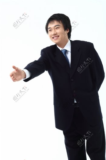 握手礼仪手势的商务男性图片
