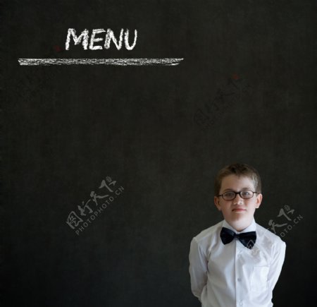 菜单与小男孩服务员图片