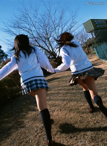 日本学生清纯女生19图片