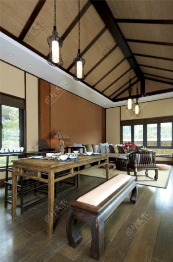 日式室内餐厅木地板效果图